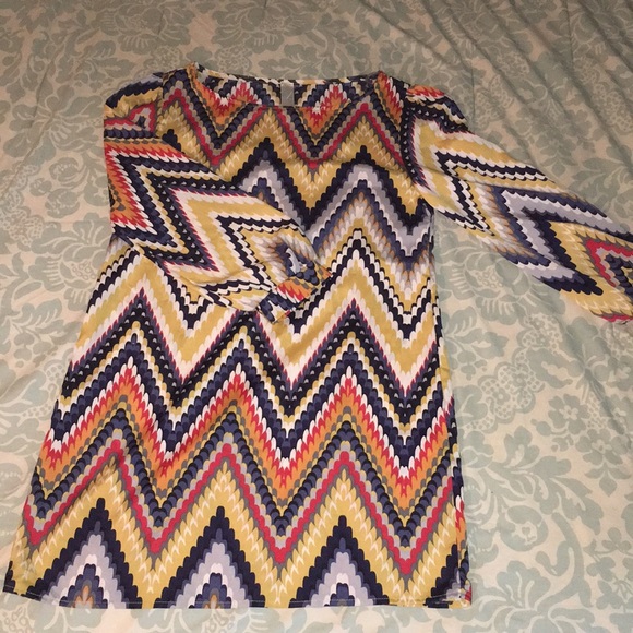 Yahada Dresses & Skirts - NWOT Yahada Yellow/Red Long Sleeve Chevron Shift